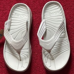 Hoka Ora Recovery Flip Men’s Size 11 - Lunar Rock/White